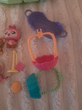 Littlest Pet Shop Round 'n Round Pet Town