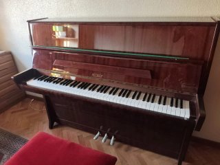 Piano vertical madera Petrof