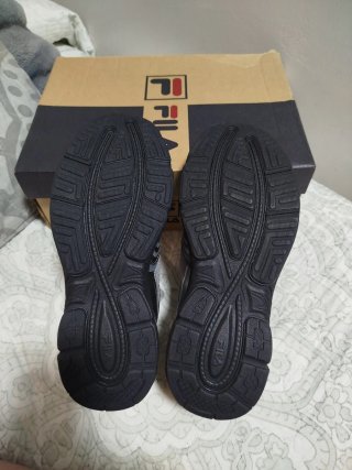 Zapatillas Fila Skyrunner Grises y Plateadas
