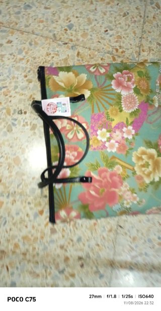 Bolso de mano con estampado floral