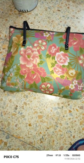 Bolso de mano con estampado floral