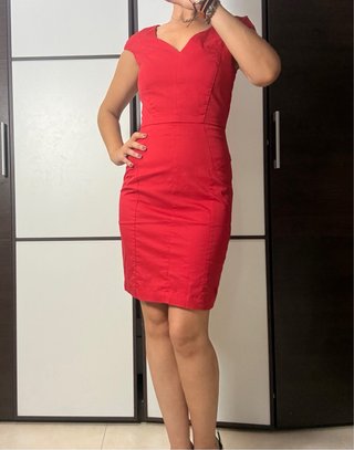 Vestido Armani Jeans s rojo entallado escote V