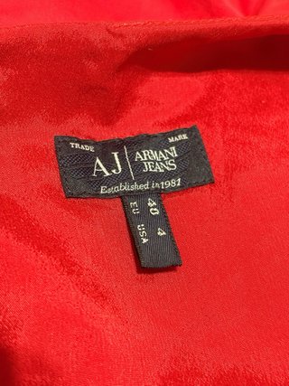 Vestido Armani Jeans s rojo entallado escote V
