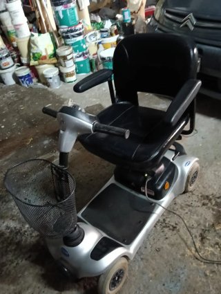 Silla de ruedas eléctrica Invacare