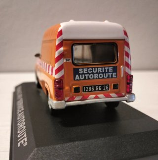 Renault 4F '82