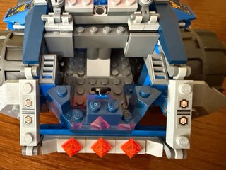 LEGO Nexo Knights Torre móvil de Axl 70322 COMPLET