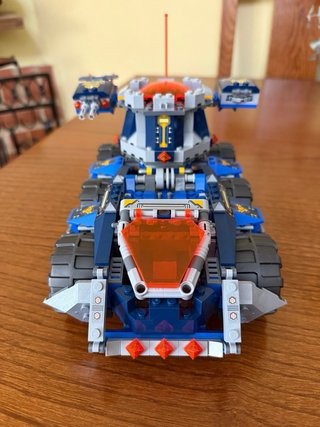 LEGO Nexo Knights Torre móvil de Axl 70322 COMPLET