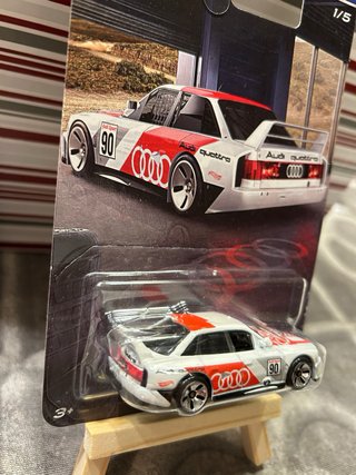 Hot Wheels Audi 90 Quattro Silver Series GRT01