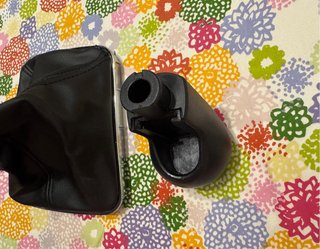 Pomo y Funda Palanca Cambios 5 Velocidades