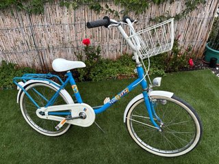 Bicicleta Vintage Azul Cesta 90s