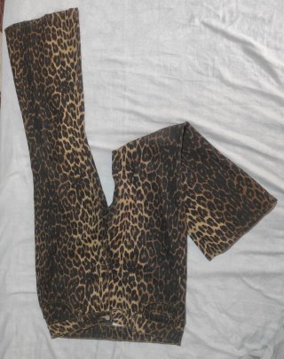 Pantalones estampado de leopardo