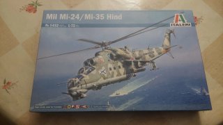MAQUETA HELICÓPTERO MILITAR