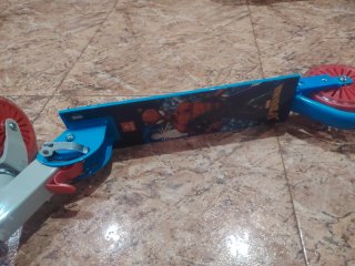 Patinete infantil Spiderman