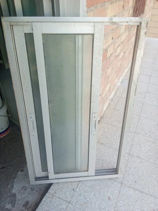 Ventana corredera de aluminio