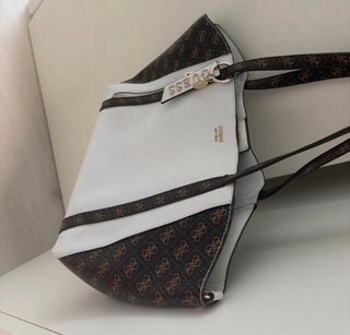 Bolso Guess Blanco y Marrón