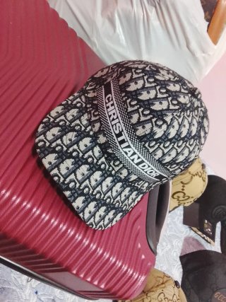Lote de Gorras de Diseño