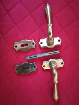 Maniglia porta ottone quadro 8mm