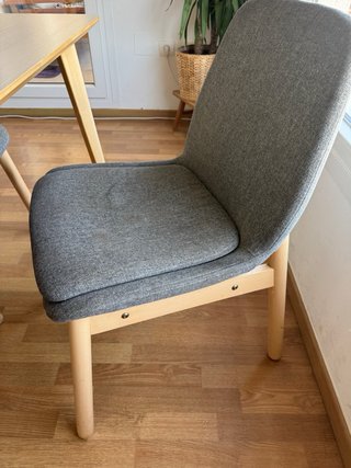Mesa de comedor y 3 sillas