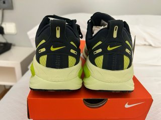 Nike Vomero 18 Gore-Tex Negro/Verde ORIGINALES.
