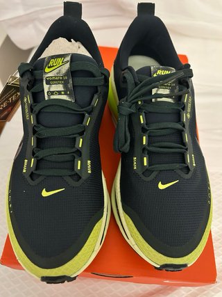 Nike Vomero 18 Gore-Tex Negro/Verde ORIGINALES.