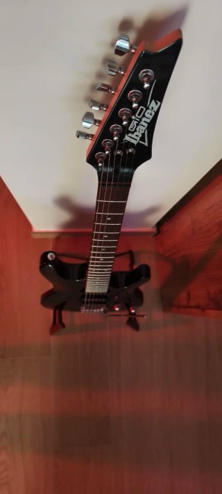 Ibanez GSA60 Black Night + stand, correa y funda