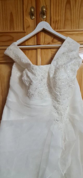 Vestido de Novia Elegante y Romántico