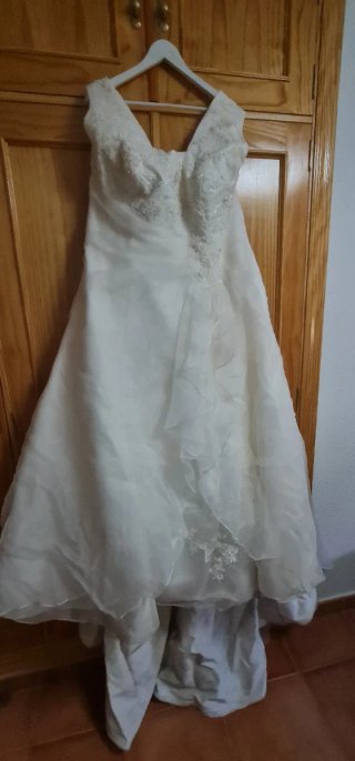 Vestido de Novia Elegante y Romántico