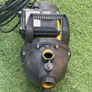 Bomba de agua 76 dB