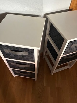 2 Cajoneras Blancas con Cestas Grises