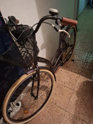 Bicicleta Paseo Mujer Marrón con Cesta