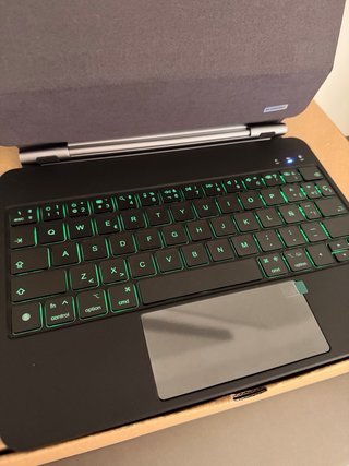 Teclado Earto iPad 11 10ª Gen Magic Keyboard