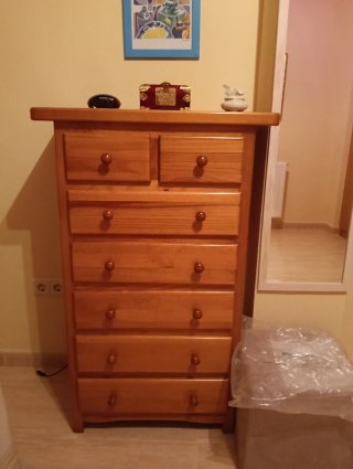 2 Camas de 90 con Mesitas de Noche y sinfonier