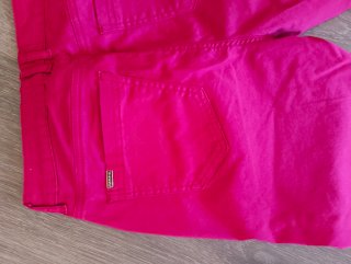 Pantalones rosas Cómodos  Poco uso