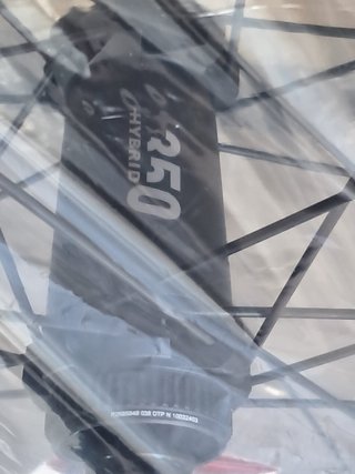 Ruedas DT Swiss HX1700 Hybrid LS BUJE 350