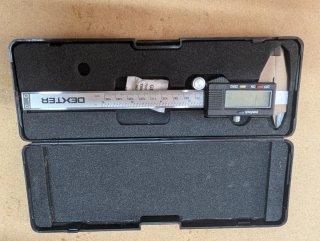Calibre Digital Dexter 150mm (Pie de Rey)