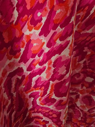 Falda estampada. Talla M
