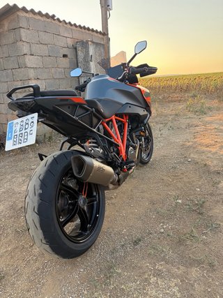 KTM 1290 Super Duke GT Gris/Naranja