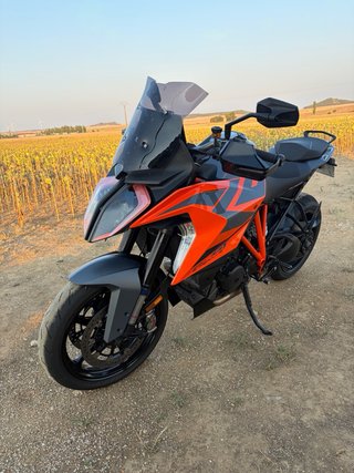 KTM 1290 Super Duke GT Gris/Naranja