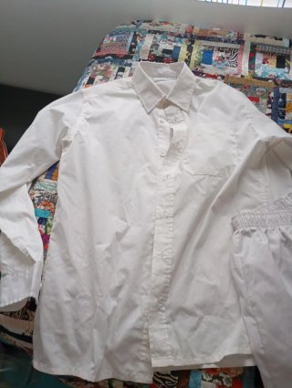 Camisa y pantalon blancos para "ball de bastoners"
