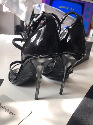 Scarpe Yves Saint Laurent nere lucide n* 38 mai