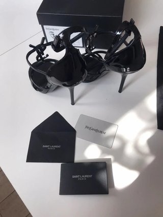 Scarpe Yves Saint Laurent nere lucide n* 38 mai