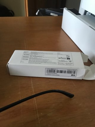 Occhialini da sole neri
