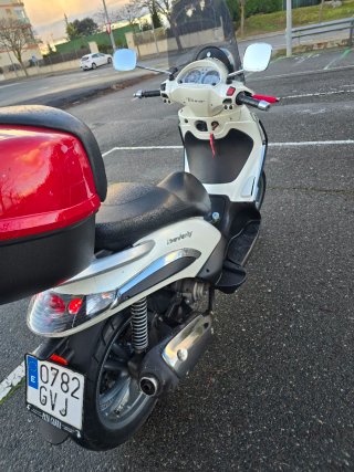 "Leer descripción" Piaggio Beverly Tourer 125cc