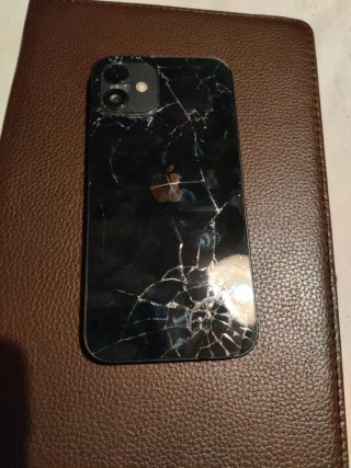 iPhone 12 Apple