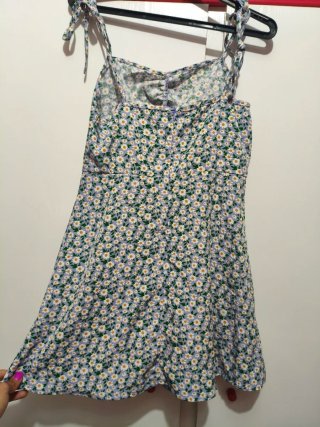 Vestido floral morado tirantes