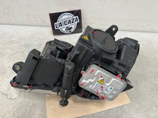 Faro derecho XENON Mercedes W204
