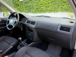 Volkswagen Golf 2001