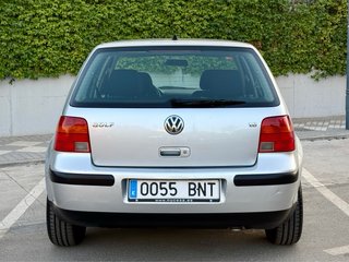 Volkswagen Golf 2001