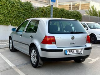 Volkswagen Golf 2001