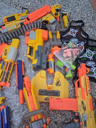 Lote Nerf y Accesorios